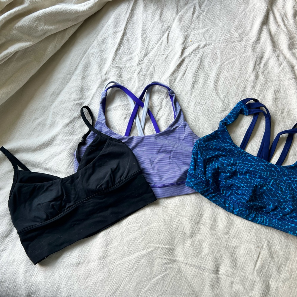 Lululemon sports bras